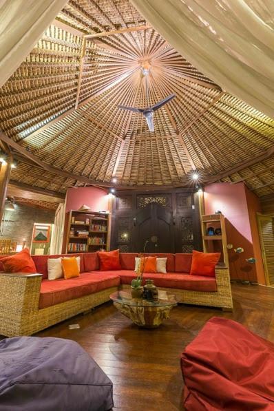Villa Pilou Boutique Hotel Танах Лот Экстерьер фото