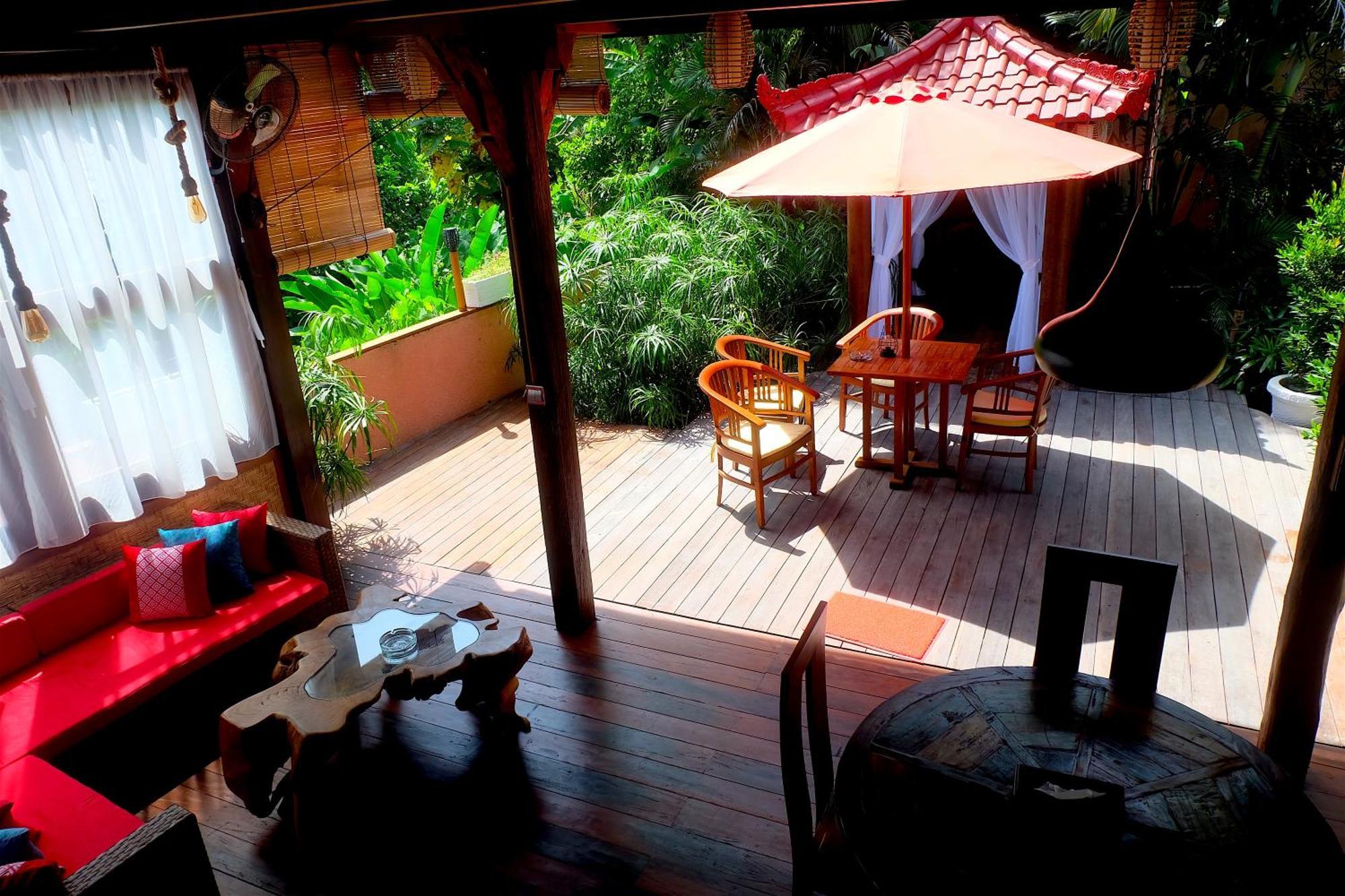 Villa Pilou Boutique Hotel Танах Лот Экстерьер фото